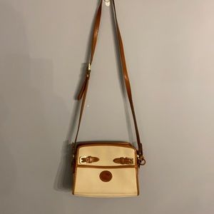 Authentic Dooney and Bourke ivory zippered purse